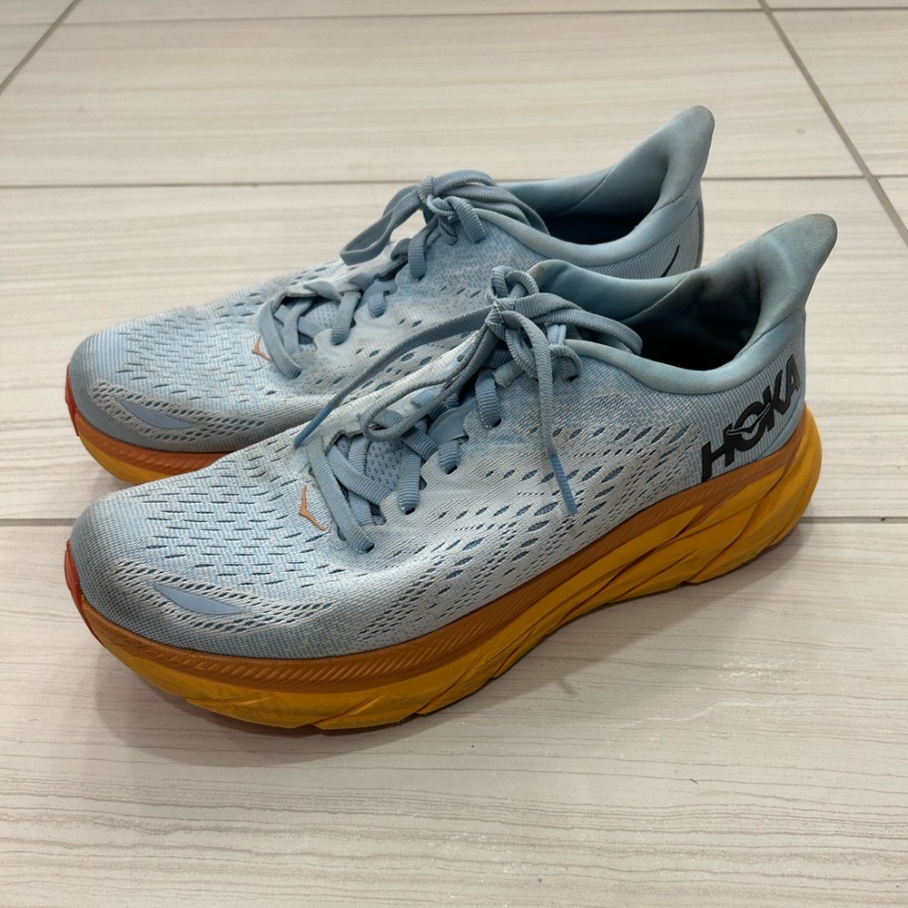 Hoka Clifton 8